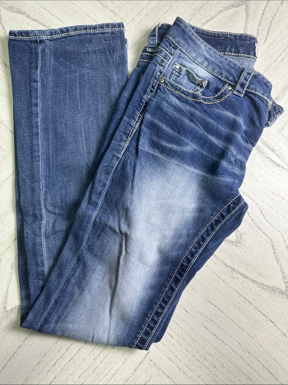 Daytrip Women's Blue Washed Jeans